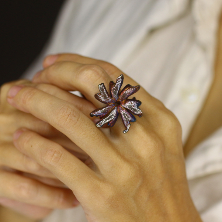 Кольцо в серебре, цветок Кришны, фото 2