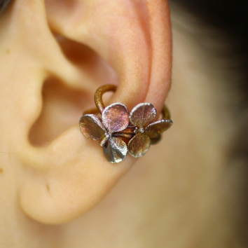 Cuff in silver, Hydrangea