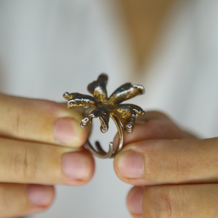 Кольцо в серебре, цветок Кришны, фото 2